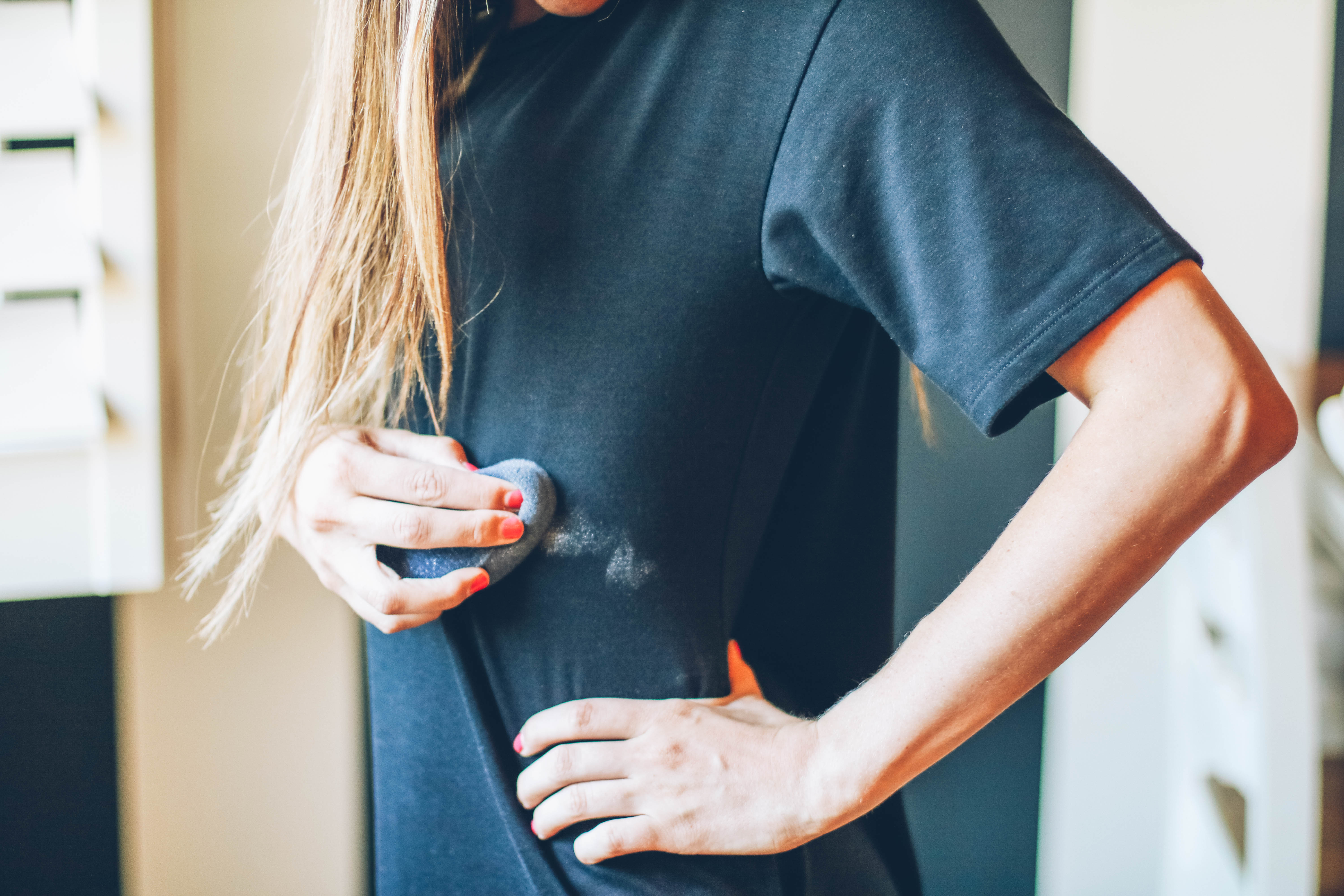 How To Mend A Seam With No Sewing! by popular Utah blogger Dani Marie