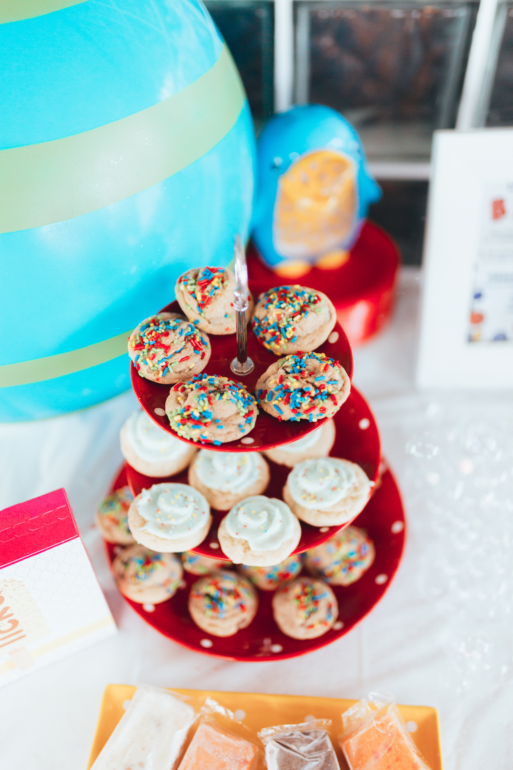 KINGS HAPPY UN-BIRTHDAY - KIDS BALL PARTY by Utah blogger Dani Marie - Red Yellow Green Blue Chocolate Chip Cookies and Sugar Cookies
