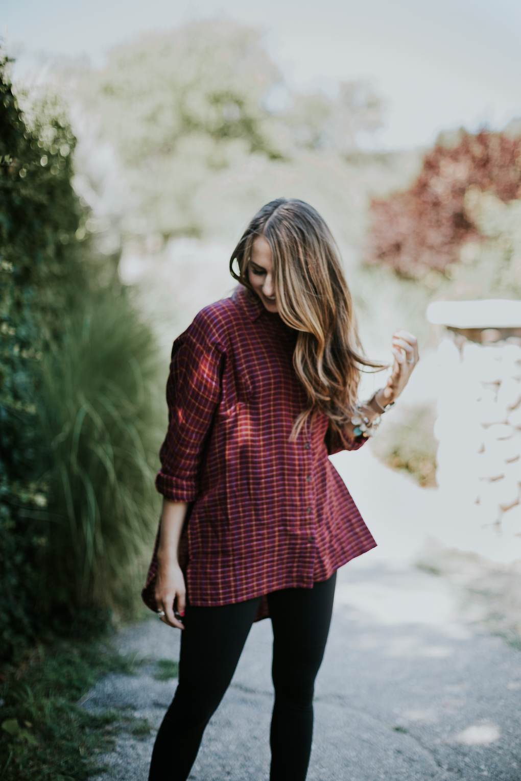 The perfect red oversized flannel to wear through the fall with leggings or jeans. 