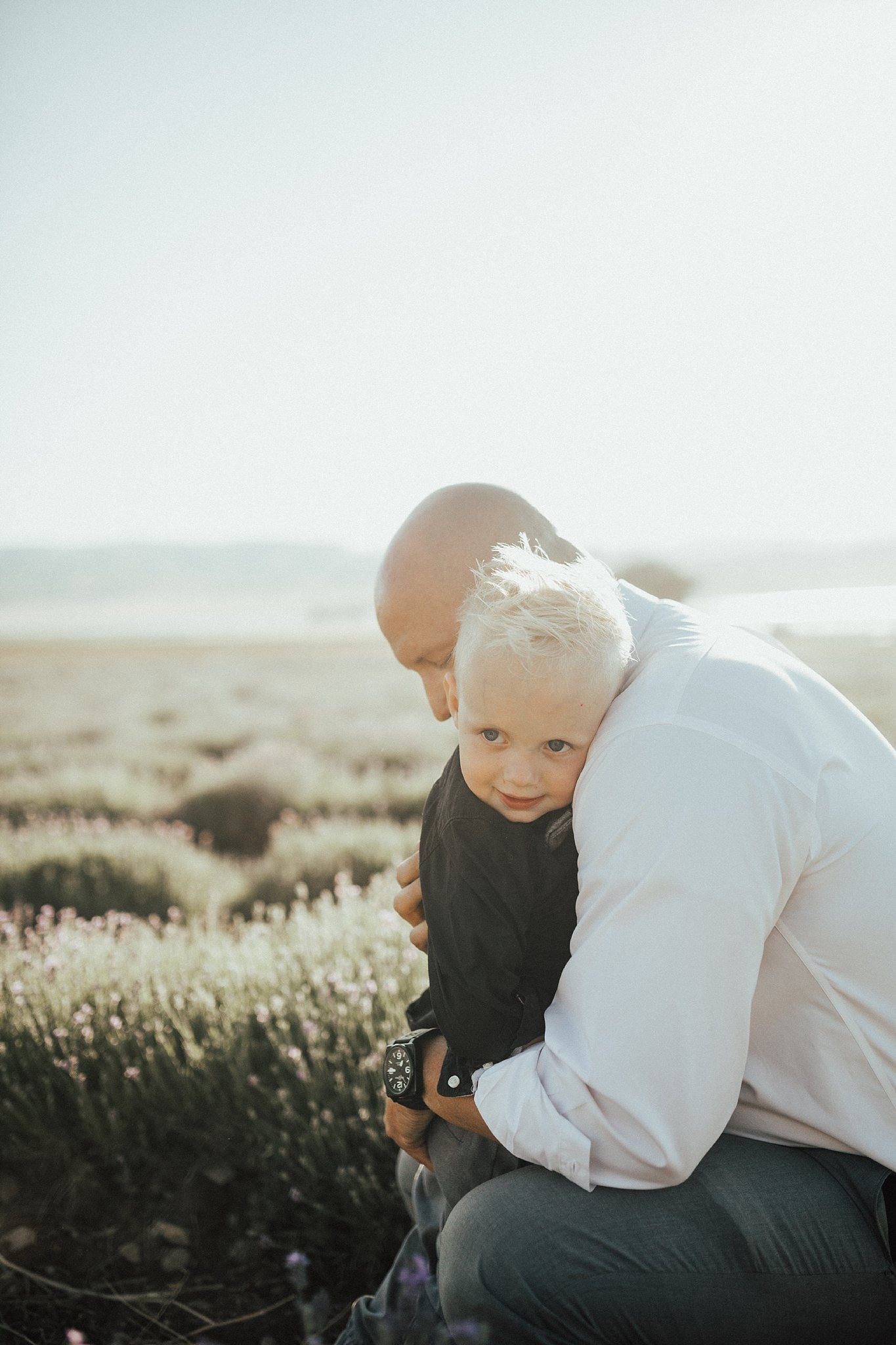 Family Picture Ideas by Utah mom blogger Dani Marie