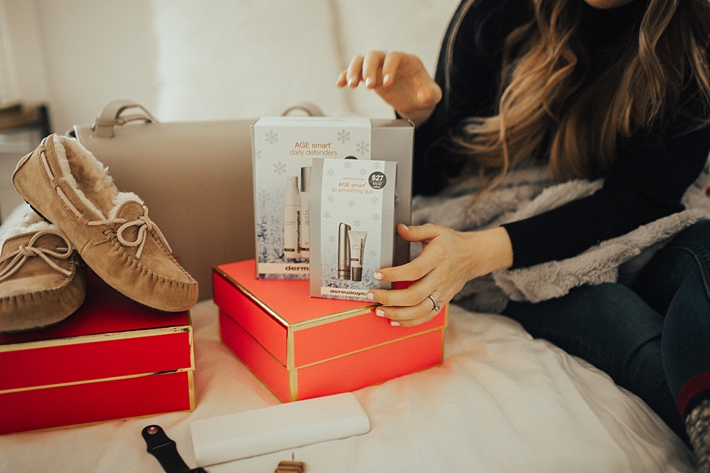 The ULTIMATE Gift Guide for HER by Utah lifestyle blogger Dani Marie