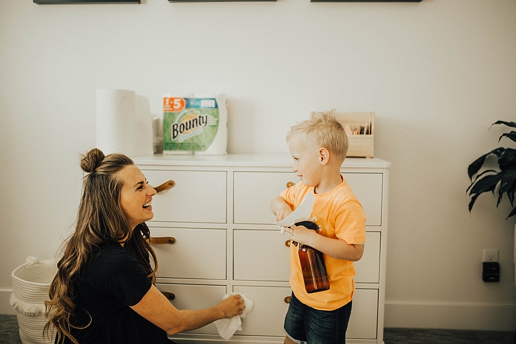 Save this post NOW for 5 tips to Spring Cleaning with Your Littles!