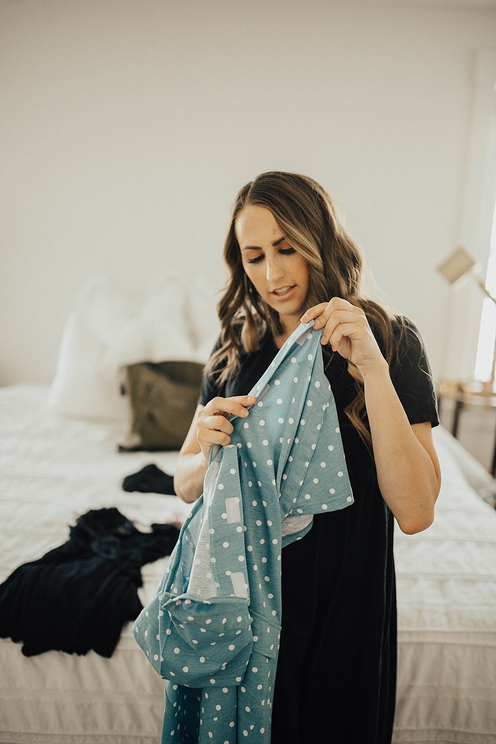 SAVE this post right now! See exactly what Utah Style Blogger Dani Marie is packing in her hospital bag with this pregnancy!