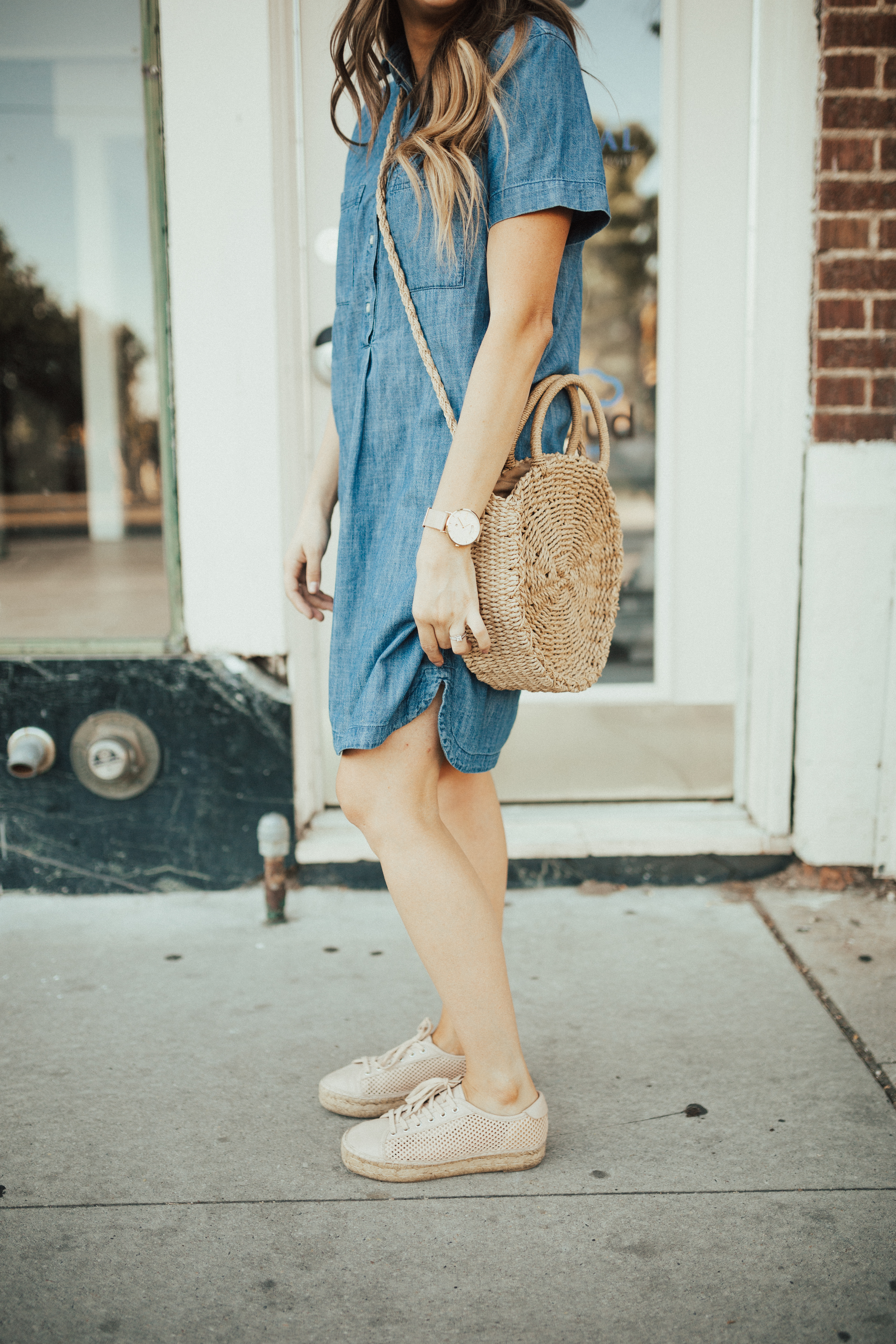 4 Summer Dresses to Wear with Sneakers 