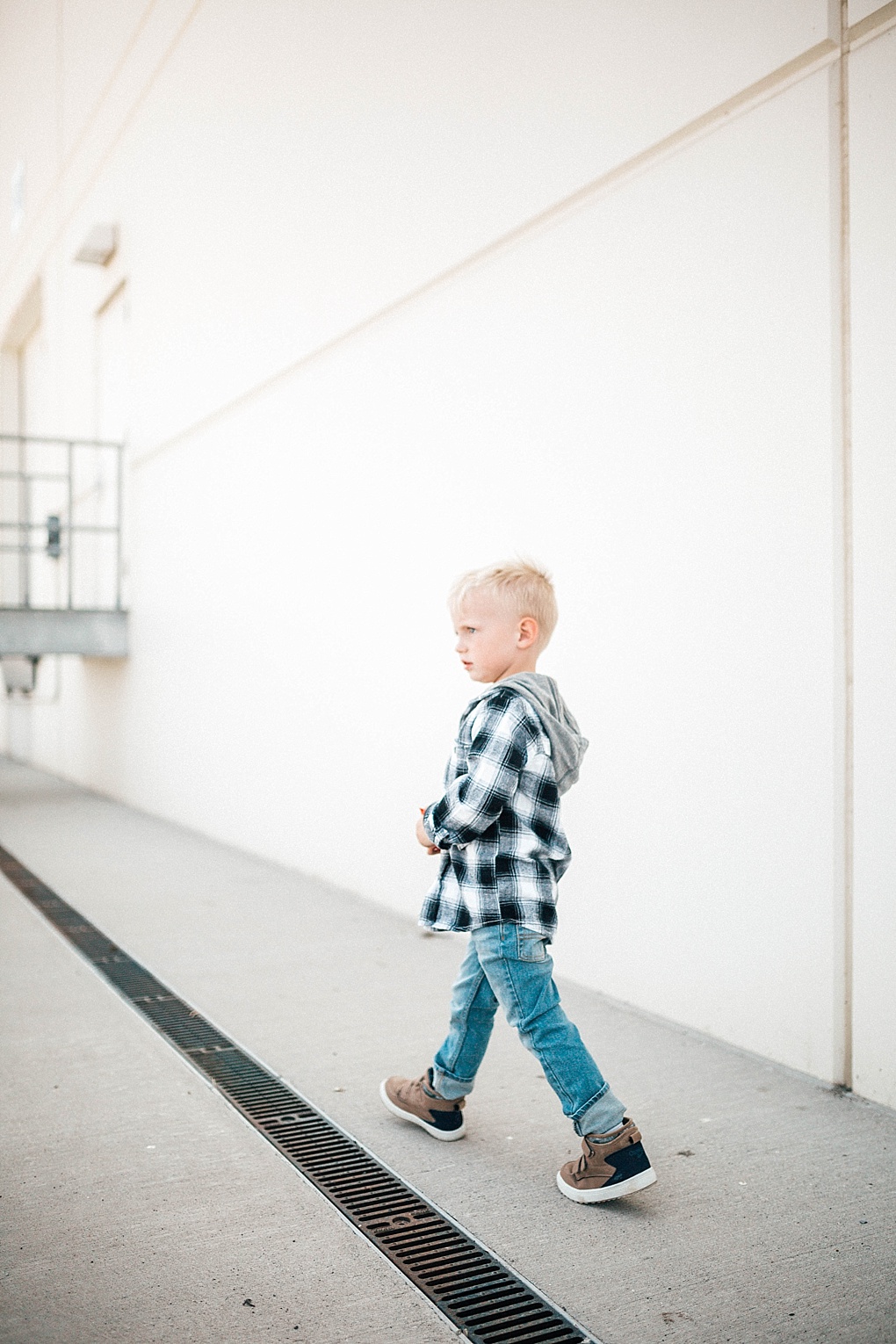 Are you kids headed back to school this year? Utah Style Blogger Dani Marie is sharing her top kids clothing finds for back to school this year! 