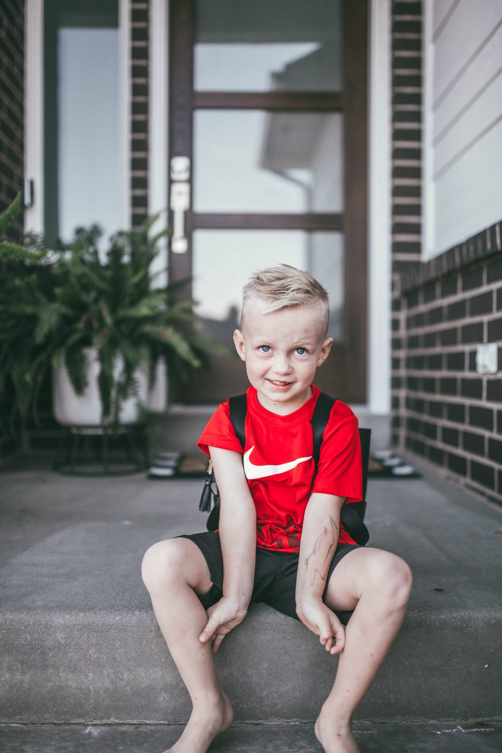 Bookmark this post ASAP! Utah Style Blogger Dani Marie is sharing her top tips on how to manage screentime for your little ones. 