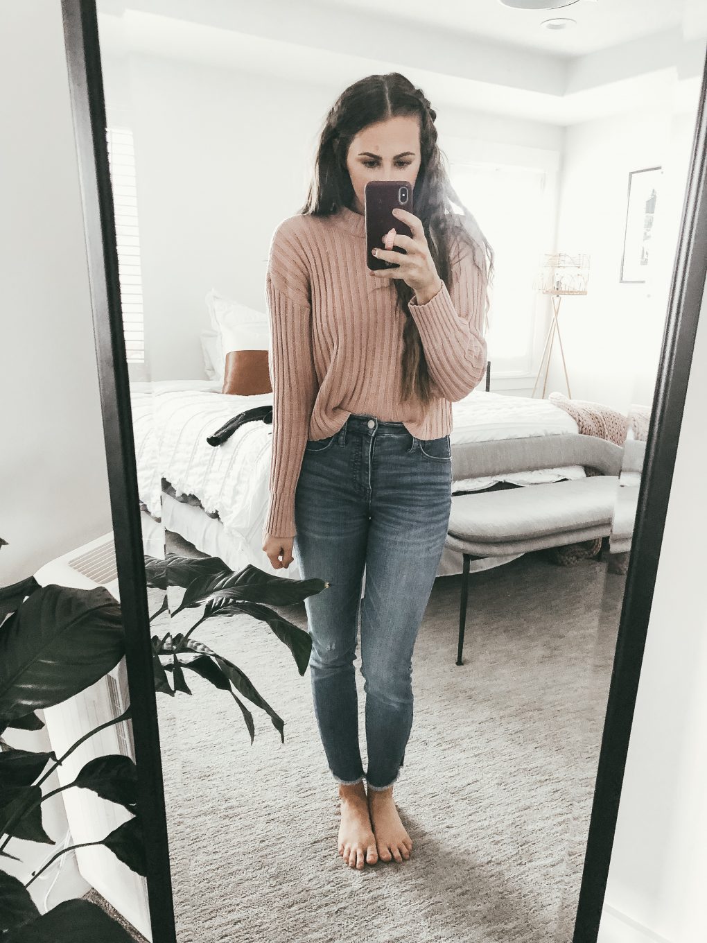 Who else loves a good American Eagle Try-On? Utah Style Blogger Dani Marie is sharing her top finds for January in this months American Eagle Try-On.