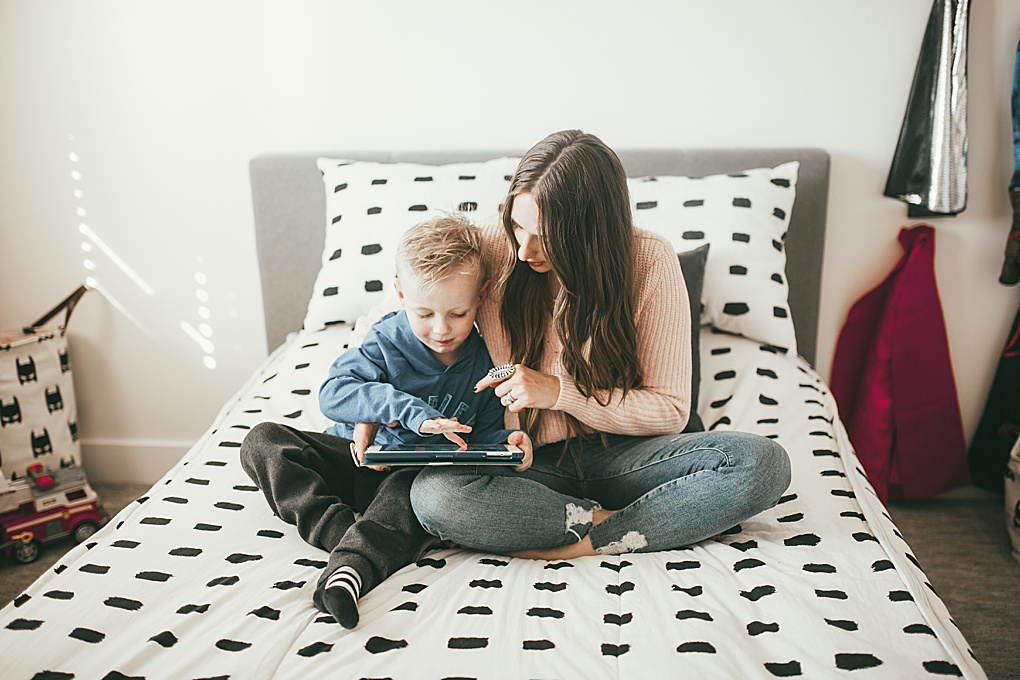 Do your kids love the ipad but arent sure what educational ipad games there are? Utah Style Blogger Dani Marie is sharing her top education ipad games here! Click to see which ones you need for your little ones ASAP!