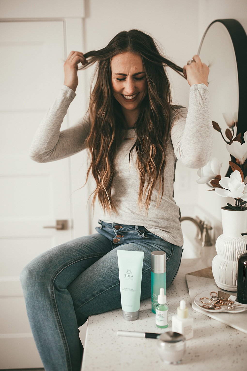 Need help updating your skin care routine? Utah style blogger Dani Marie is sharing her current skin care routine. See it HERE!