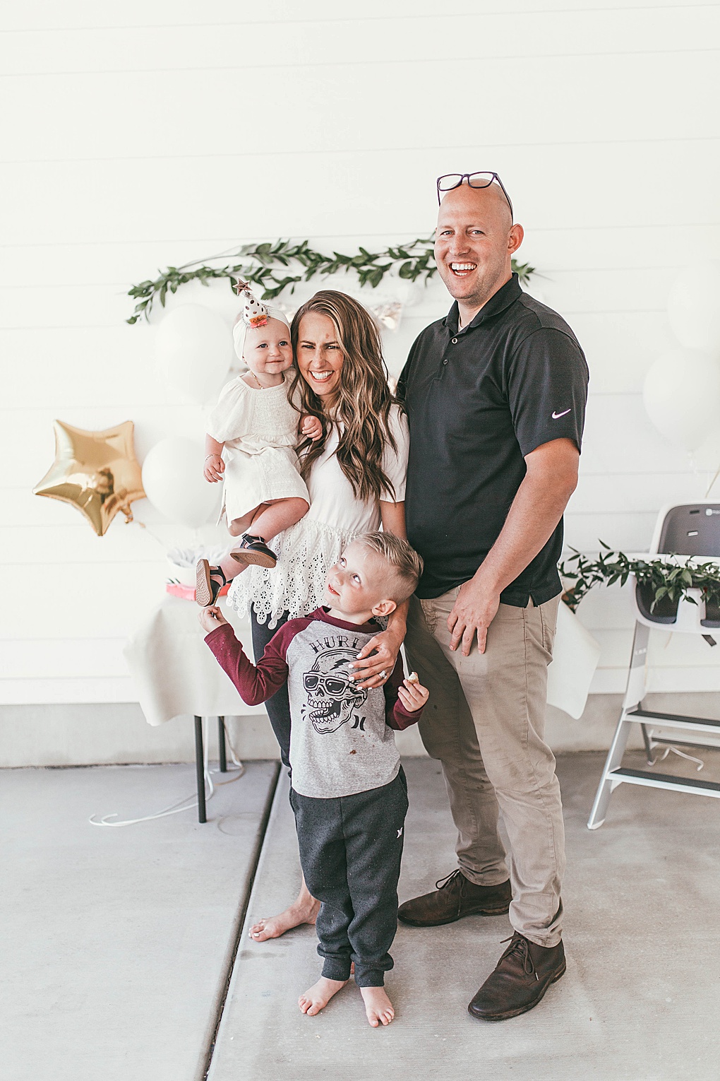 Looking for the perfect theme for a one year old birthday party? Utah Style Blogger Dani Marie is sharing her star themed one year old birthday party. See it HERE!