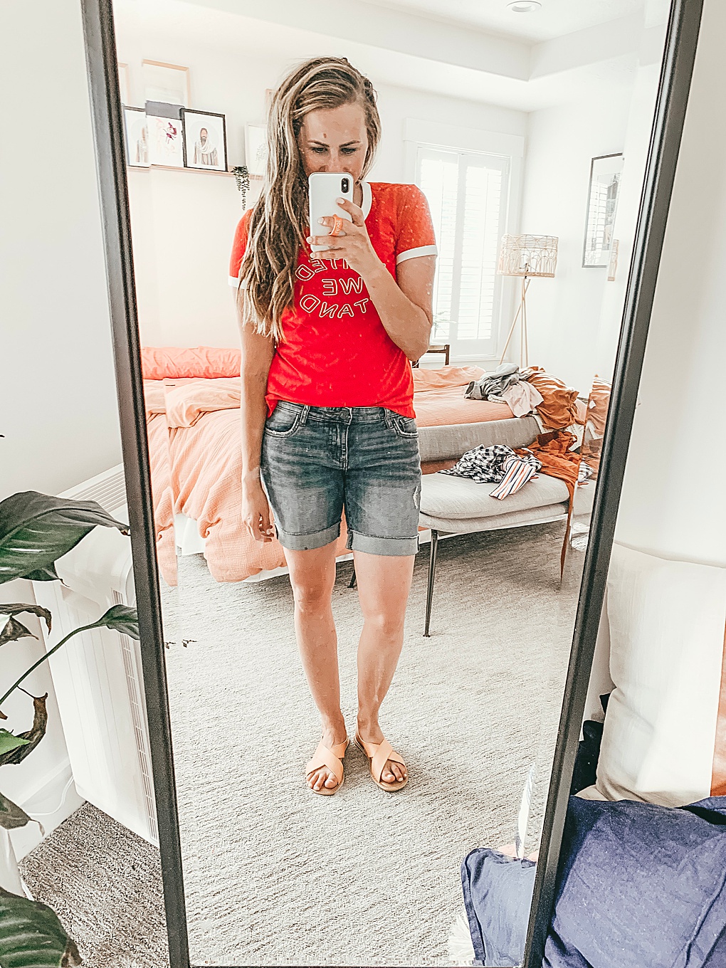 Heading to Old Navy soon? Utah Style Blogger Dani Marie is sharing her top June Old Navy Try-On Find. Click to see them HERE!