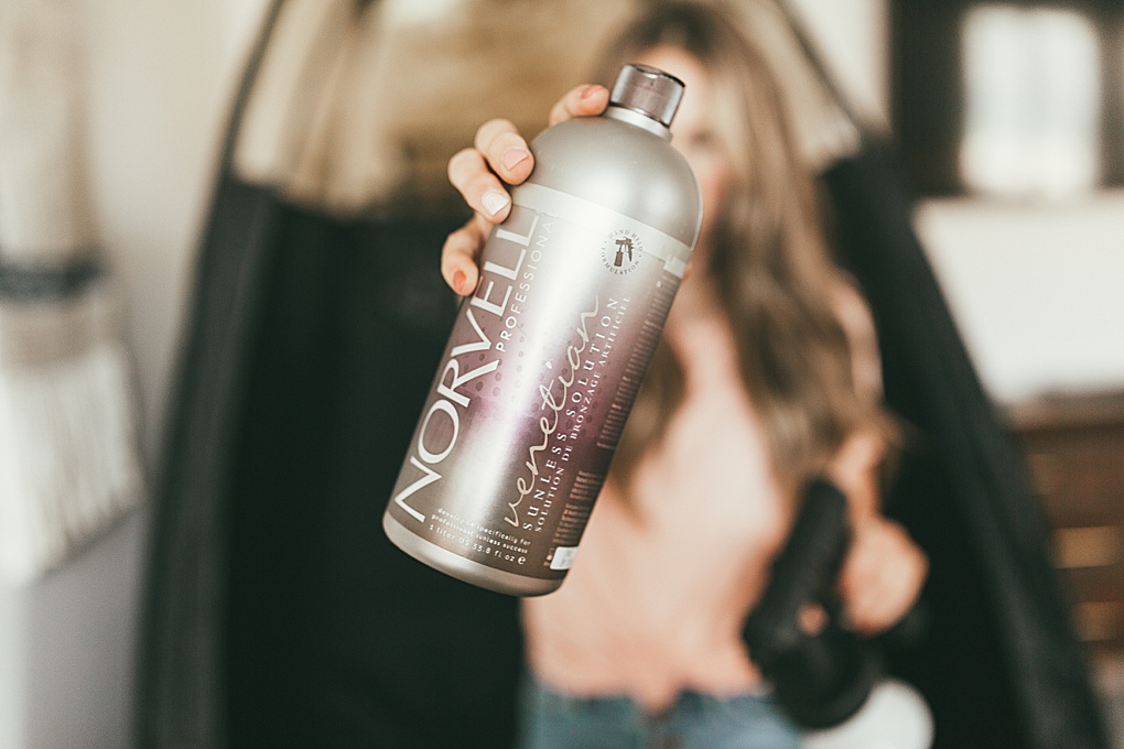 Utah Blogger Dani Marie shares how you can do an at home spray tan flawlessly!